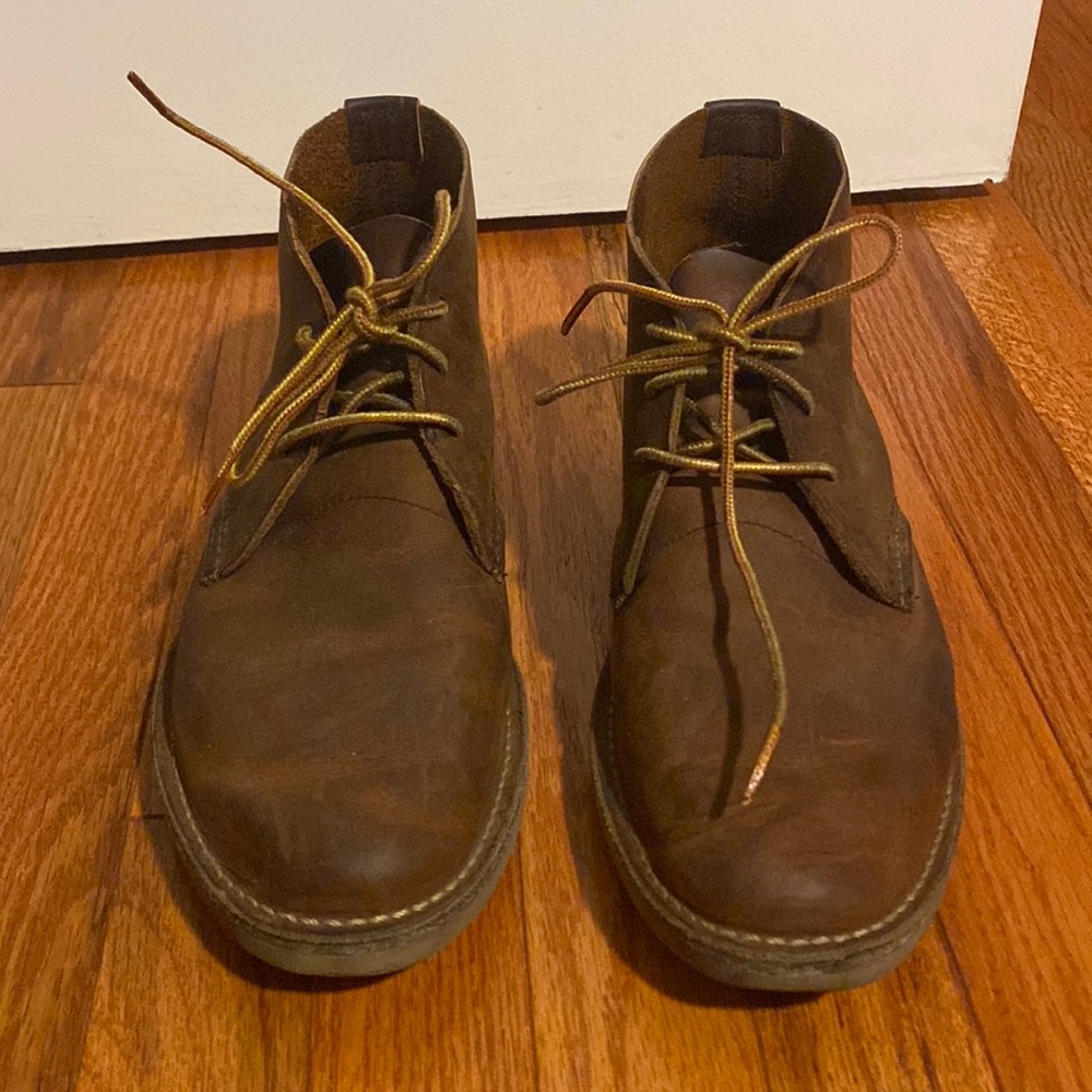 Red Wing Weekender Chukka Boots